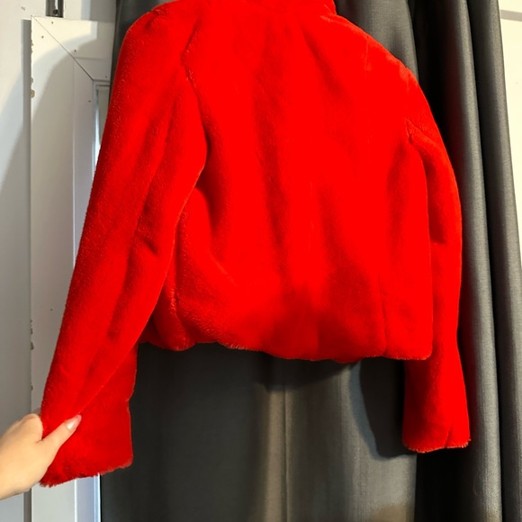 Superdown red fur jacket - Picture 6 of 7